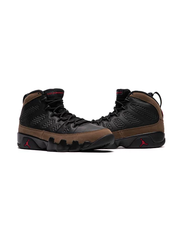 Jordan 9 Olive Varsity Red Paar Außenseiten