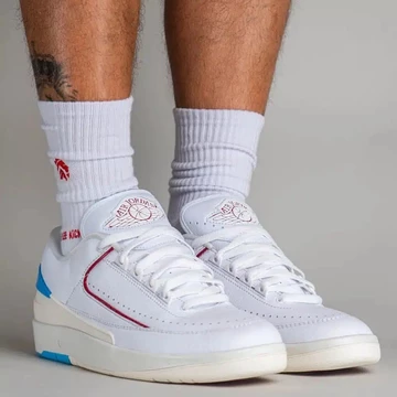 Jordan 2 Low UNC to Chicago