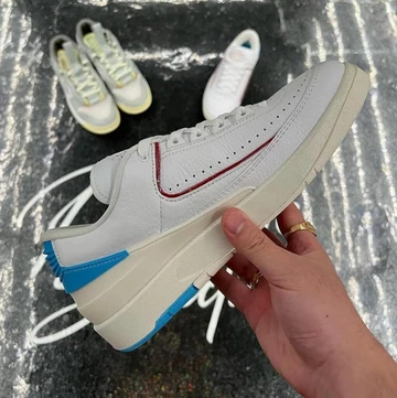 Jordan 2 Low UNC to Chicago