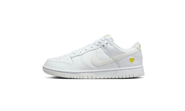 Dunk Low Yellow Heart