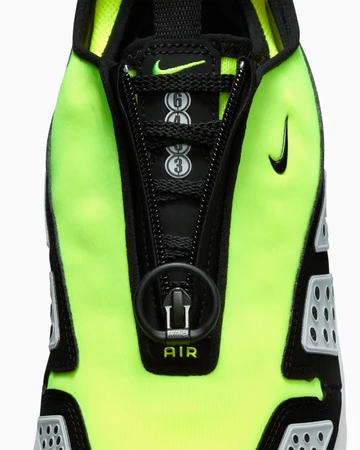 Air Max SNDR Volt Black Zunge Detail