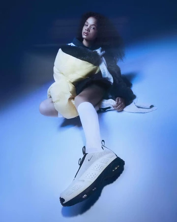 Air Max SNDR Phantom Mood 2