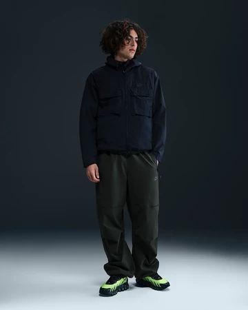 Air Max Dn8 Green Strike worn