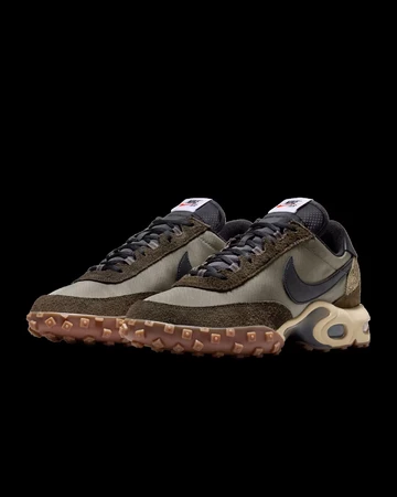 Nike Air Max Waffle Matte Olive schräg