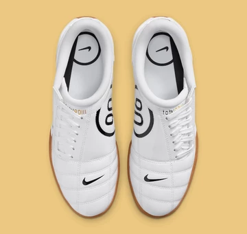 Nike T90 Lack Pack von oben