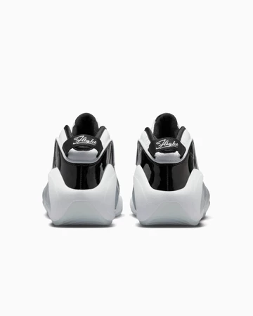Air Zoom Flight 95 Football Grey