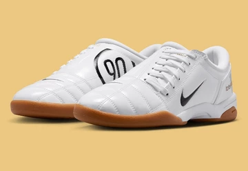 Nike T90 Lack Pack schräg