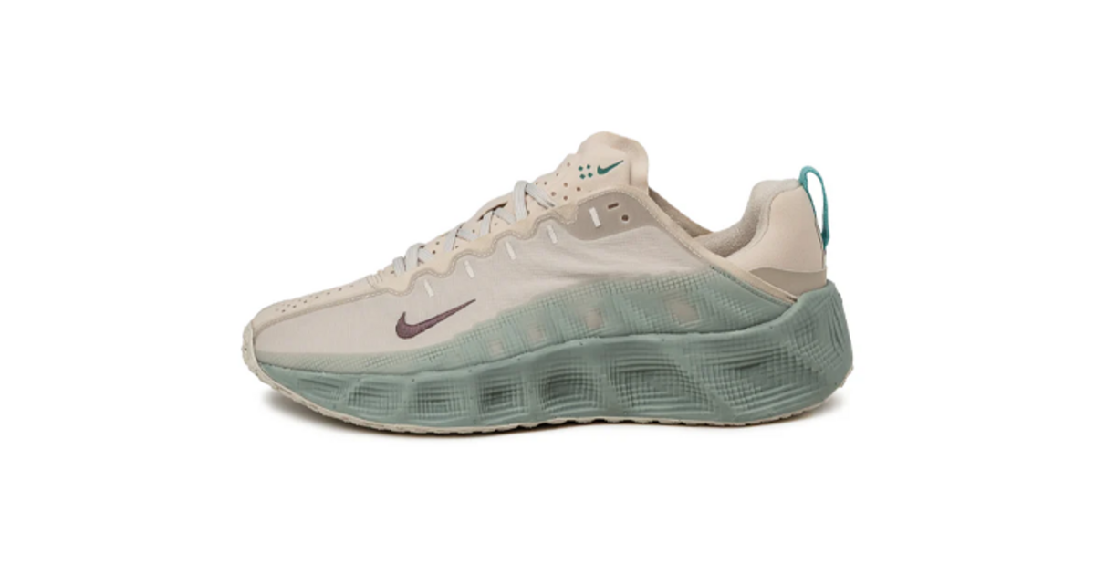 nike-ava-rover-light-orewood- 
