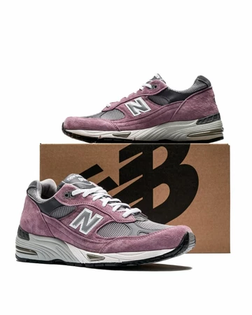 New Balance 991 Pink Suede