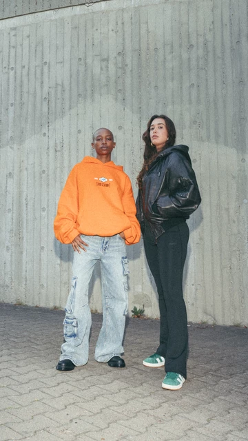 zəяo si:x nœf Models