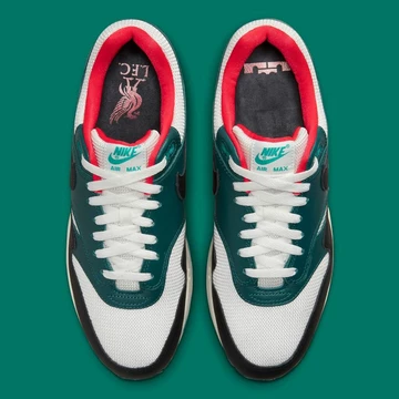 LeBron James Air Max 1 Liverpool
