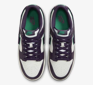 Dunk Low Chenille Swoosh Grand Purple