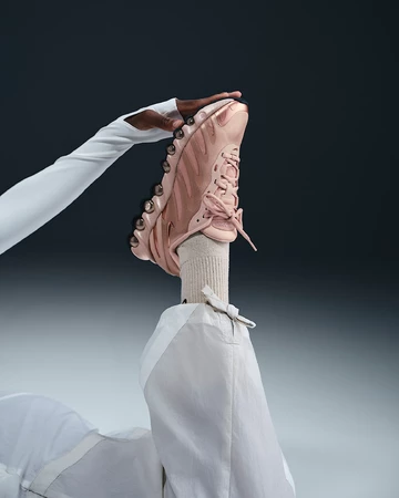 Air Max DN8 Metallic Red Bronze Mood Details