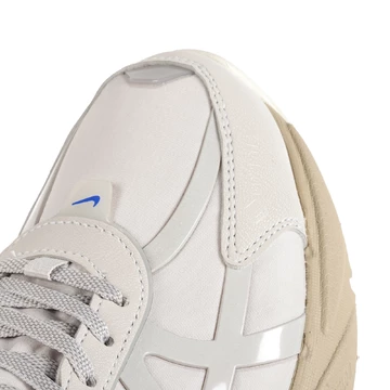 Nike V2K Run GRTX Light Iron Ore Toebox