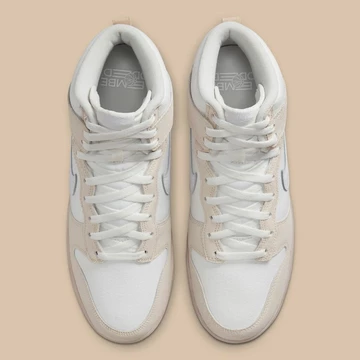 Dunk High Tan Cracked Leather