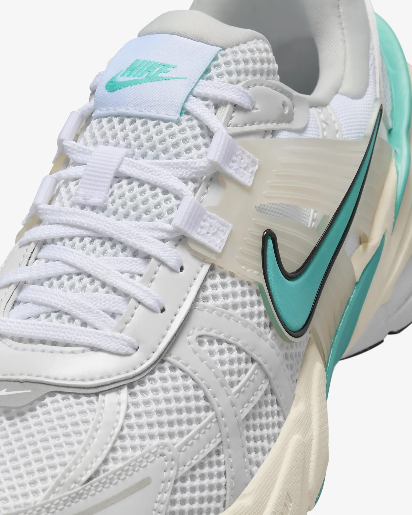 Nike V2K Run Dusty Cactus FD0736-105 | Dead Stock