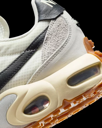 Nike Air Max Waffle Sail