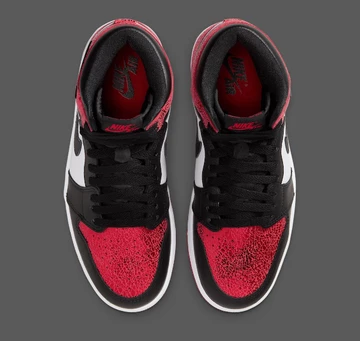 Jordan 1 High Ruby von oben