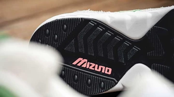 Mizuno Contender Hikmet