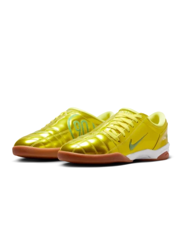 Nike Total 90 Dynamic Yellow schräg