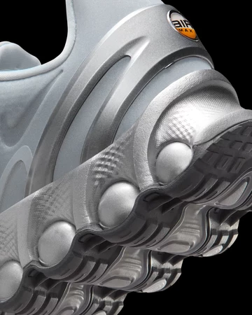Nike Air Max Dn Metallic Silver