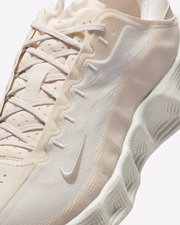 Nike Ava Rover Phantom Upper Details