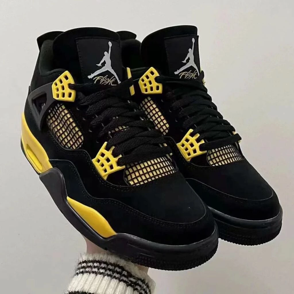靴 AIR JORDAN 4 RETRO THUNDER AIR JORDAN 4 RETRO 