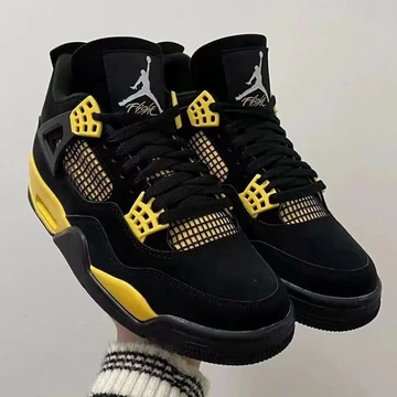 Jordan 4 Thunder