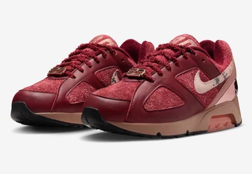 Apron Records x Nike Air 180 Pack schräg