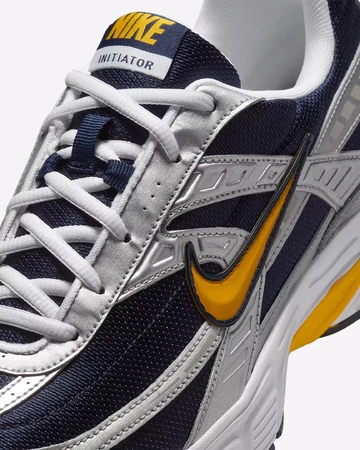Nike Initiator Obsidian Upper Details