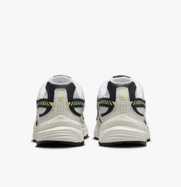 Nike Initiator Viotech von hinten