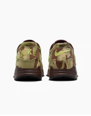 Air Max 1 86 Camo Paar von hinten