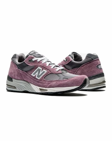 New Balance 991 Pink Suede
