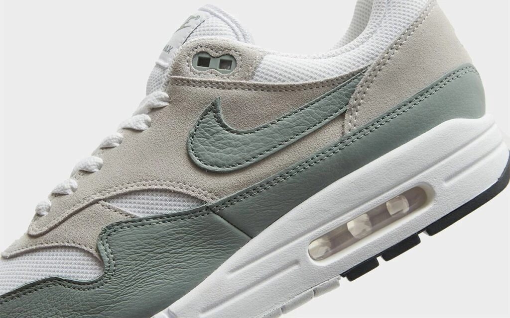 Nike air max 1 mint green best sale