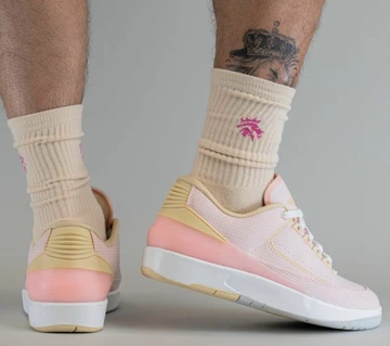 Jordan 2 Low Craft Atmosphere