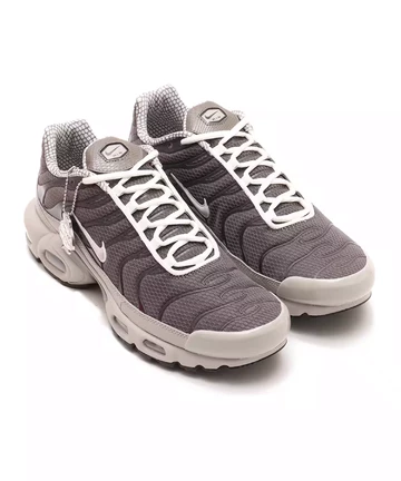 Nike Air Max Plus Year of the Snake Paar