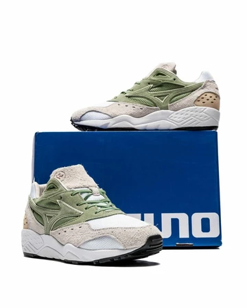 Mizuno Contender Hikmet