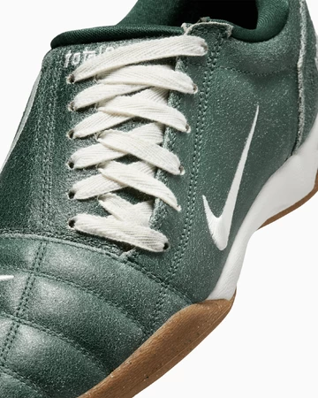 Nike T90 Premium Fir Detail Mittelfußbereich