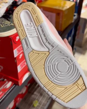 Jordan 2 Low Craft Atmosphere