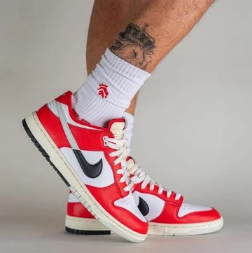 Dunk Low Chicago Split