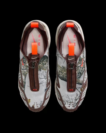 Nike Air Max SNDR Realtree Camo Paar von oben
