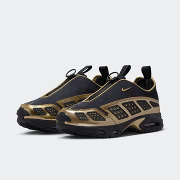 Air Max Sunder Metallic Gold schräg seitlich