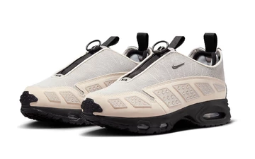 Air Max SNDR Phantom Paar schräg seitlich