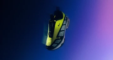 Air Max SNDR Volt Black Mood 3