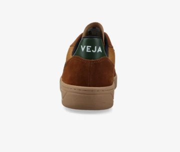 VEJA V-10 Suede Camel Cyprus Ferse