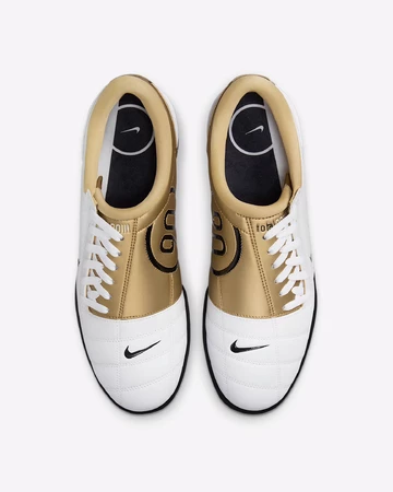 Nike T90 White Metallic Gold Paar von oben
