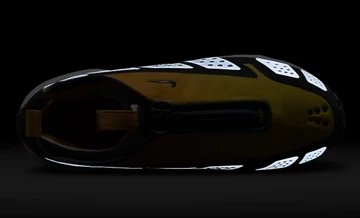 Nike Air Max SNDR Canyon Gold reflective 2