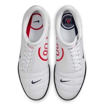 PSG x Nike Total 90 White Paar von oben