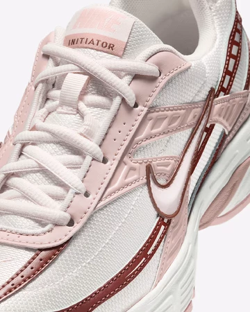 Nike Initiator Echo Pink Upper Details