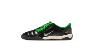 SWOOSH x Nike Total 90 Quit The Rage